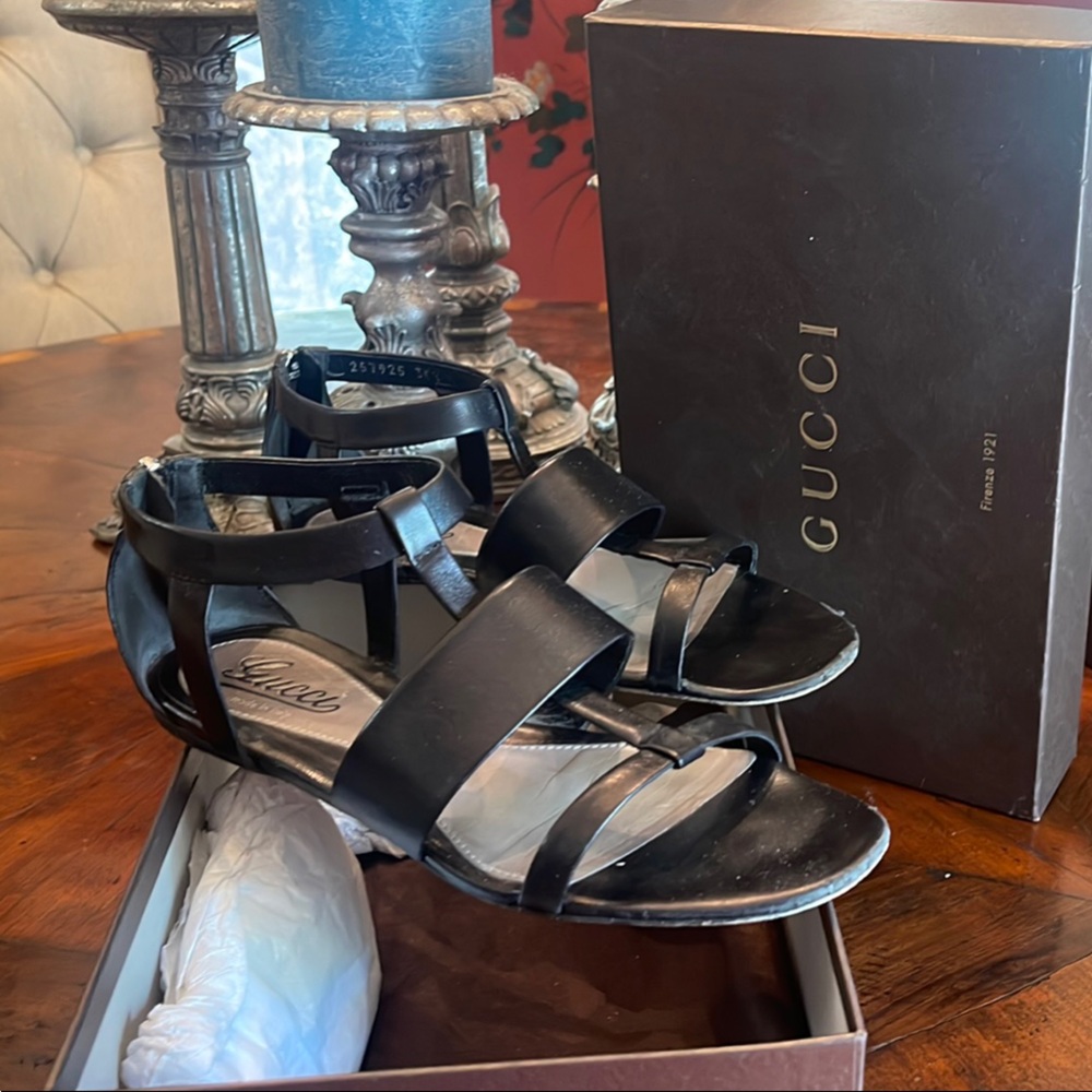 Gucci Women’s Sandals